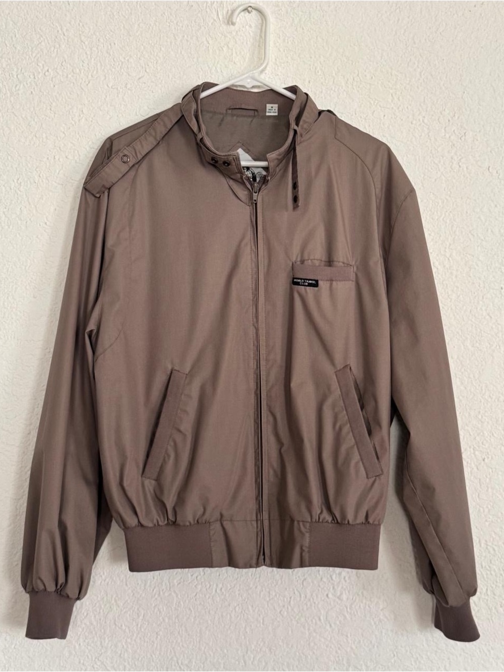 Vintage World Travel Club Men's Beige Taupe Bomber Jacket -